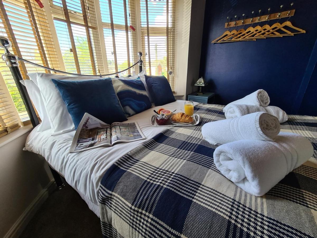 Rumer Hill House A Unique Boutique Styled Place To Stay In Cannock Close To A5 The Mcarthur Glen Outlet Грейт Вірлей Екстер'єр фото