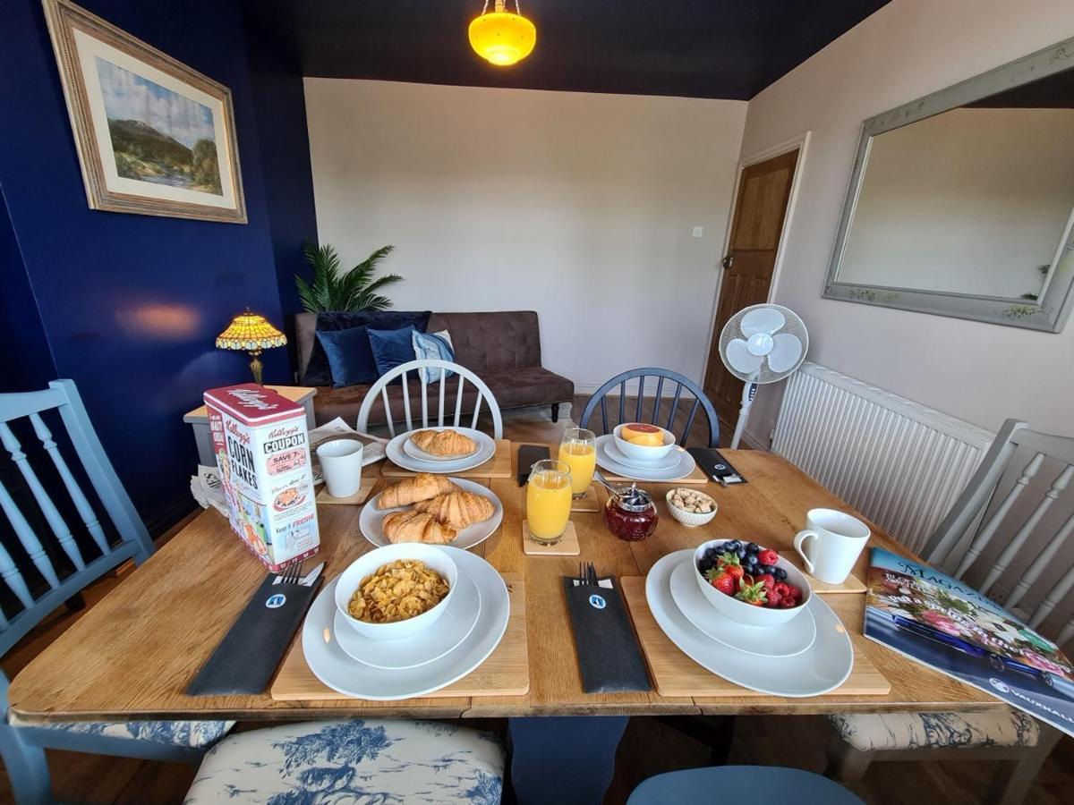 Rumer Hill House A Unique Boutique Styled Place To Stay In Cannock Close To A5 The Mcarthur Glen Outlet Грейт Вірлей Екстер'єр фото
