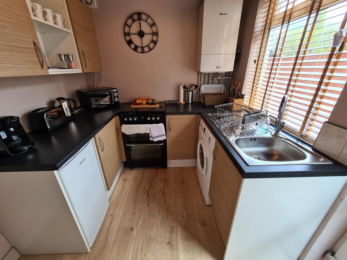 Rumer Hill House A Unique Boutique Styled Place To Stay In Cannock Close To A5 The Mcarthur Glen Outlet Грейт Вірлей Екстер'єр фото